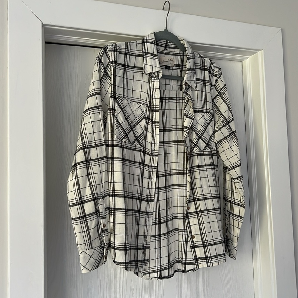 Universal Thread Long Sleeve Plaid Shirt
